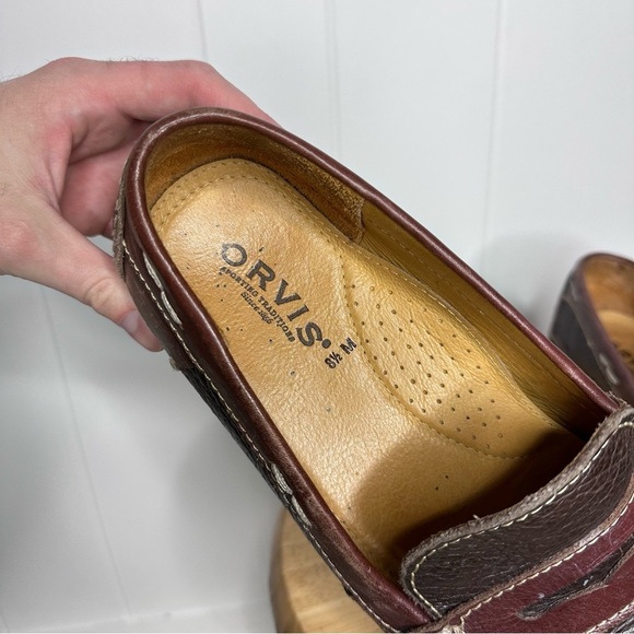 Orvis Casual Leather Penny Loafers - Picture 2 of 12